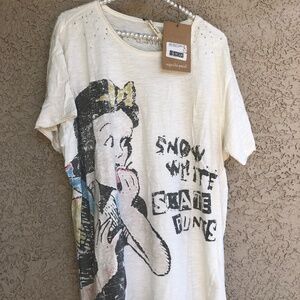 Rare Magnolia Pearl NWT Snow White Skate Punks  True Tee New